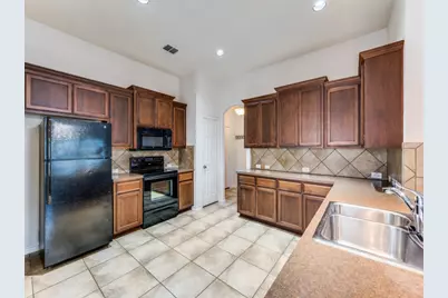 3605 Chapel Hill Lane, Denton, TX 76207 - Photo 5