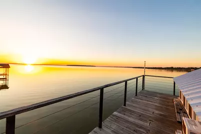 1538 Shoreline Drive, Mabank, TX 75143 - Photo 9