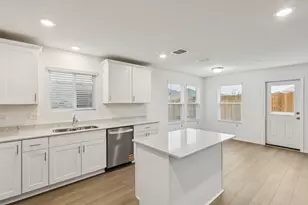 2716 Barton Spgs Dr, Denton, TX 76208 - Photo 3