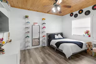 1671 Terry Ln, Sherman, TX 75092 - Photo 9