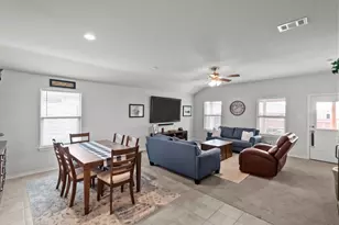 729 Emmons Crk St, Justin, TX 76247 - Photo 7