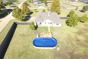 1377 Lone Star Blvd, Talty, TX 75160 - Photo 23