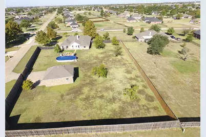 1377 Lone Star Boulevard, Talty, TX 75160 - Photo 29