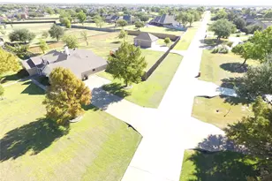 1377 Lone Star Blvd, Talty, TX 75160 - Photo 27