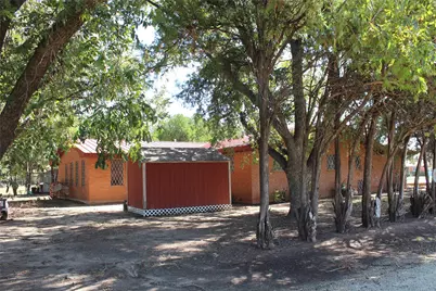 1621 W Main Street, Munday, TX 76371 - Photo 9