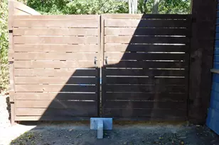 202 W Washington St, Paris, TX 75460 - Photo 9