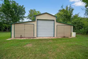 2457 Farm To Market 1653, Ben Wheeler, TX 75754 - Photo 23