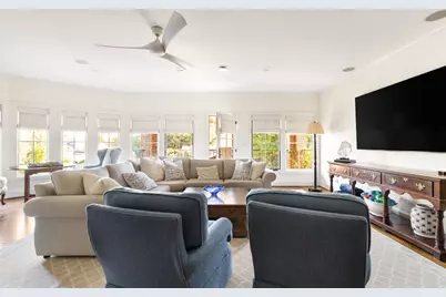 7130 Brookcove Lane, Dallas, TX 75214 - Photo 23