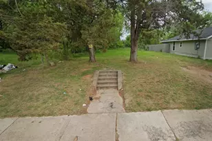 3615 Cauthorn Dr, Dallas, TX 75210 - Photo 1