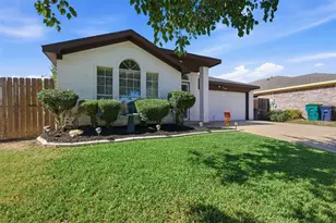 8105 Cannonwood Dr, Fort Worth, TX 76137 - Photo 3