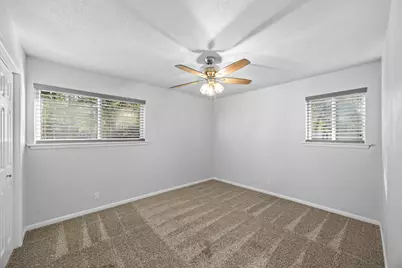 803 Clebud Drive, Euless, TX 76040 - Photo 17