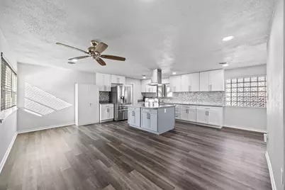 803 Clebud Drive, Euless, TX 76040 - Photo 15