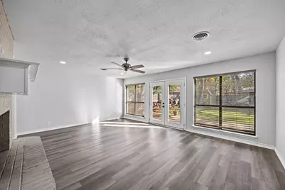 803 Clebud Drive, Euless, TX 76040 - Photo 7