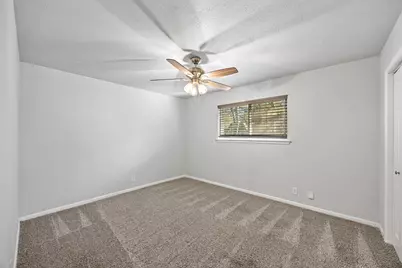 803 Clebud Drive, Euless, TX 76040 - Photo 23