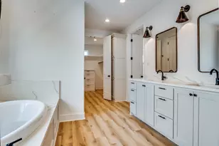 2020 Vanderbilt Dr, Weatherford, TX 76088 - Photo 19