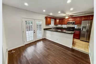 2907 Country Place Circle, Carrollton, TX 75006 - Photo 5