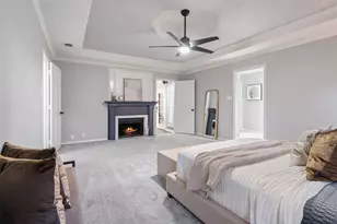 2342 King Richard Dr, Grand Prairie, TX 75050 - Photo 9