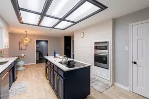 2342 King Richard Dr, Grand Prairie, TX 75050 - Photo 13