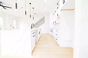 306 7th St, Dallas, TX 75203 - Photo 5