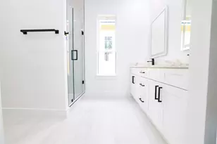 306 7th St, Dallas, TX 75203 - Photo 13