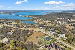 828 Mallard Pointe Dr, Grand Prairie, TX 75104 - Photo 29