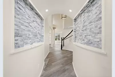 828 Mallard Pointe Drive, Grand Prairie, TX 75104 - Photo 7