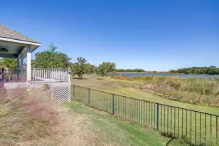 3025 Shoreline Dr, Burleson, TX 76028 - Photo 21