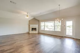 3025 Shoreline Dr, Burleson, TX 76028 - Photo 9