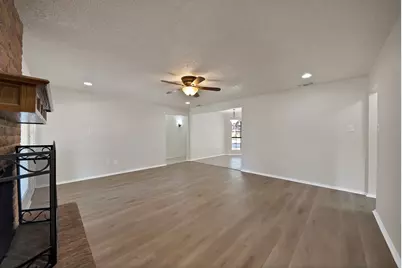 5300 Stagetrail Drive, Arlington, TX 76017 - Photo 7