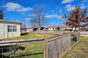 172 County Rd 1313, Morgan, TX 76671 - Photo 23