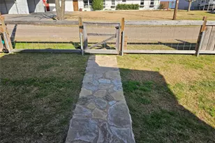 172 County Rd 1313, Morgan, TX 76671 - Photo 17