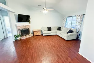 2115 Meadowview Dr, Corinth, TX 76210 - Photo 3