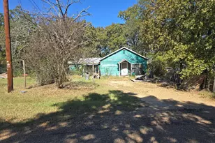 101 Larry Ln, Mabank, TX 75156 - Photo 3