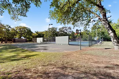 1815 Wellington Court, Arlington, TX 76013 - Photo 29