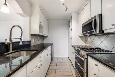 3883 Turtle Creek Boulevard #2010, Dallas, TX 75219 - Photo 3