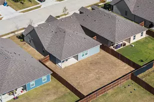 721 Breckenridge Pk Dr, Alvarado, TX 76009 - Photo 5