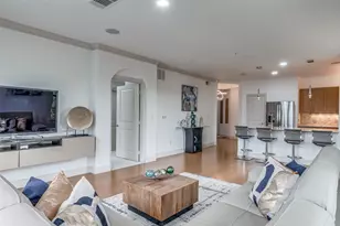 3818 Holland Ave, Dallas, TX 75219 - Photo 11