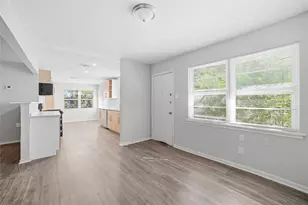 2926 N Prairie Creek Rd, Dallas, TX 75227 - Photo 3