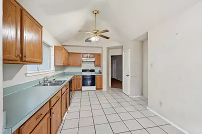 8812 Sabinas Trail, Fort Worth, TX 76118 - Photo 3