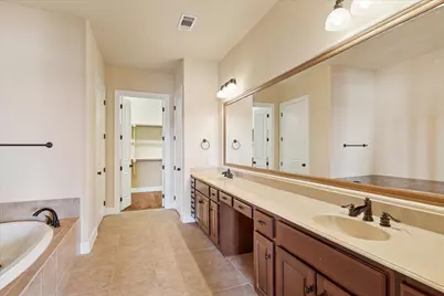 610 Via Ravello #410, Irving, TX 75039 - Photo 21