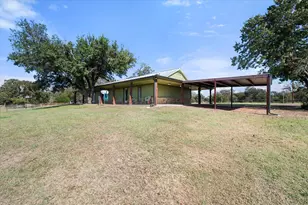 340 Fm 27 W, Fairfield, TX 75840 - Photo 31