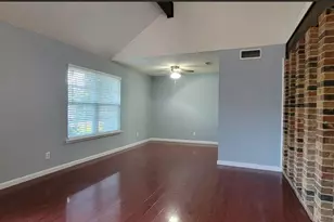 1601 Melrose St, Garland, TX 75042 - Photo 3