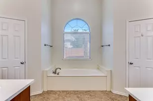 5640 Havana Dr, North Richland Hills, TX 76180 - Photo 15