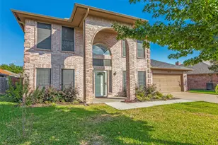 5640 Havana Dr, North Richland Hills, TX 76180 - Photo 1