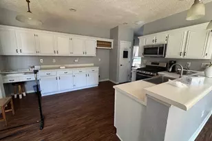 10025 Long Rifle Dr, Fort Worth, TX 76108 - Photo 9