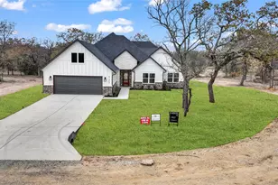 327 Rita Rdg Ct, Millsap, TX 76066 - Photo 1