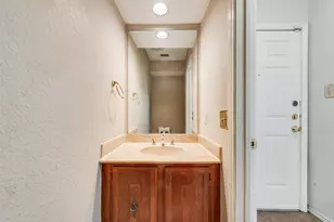 3635 Garden Brook Dr, Farmers Branch, TX 75234 - Photo 15