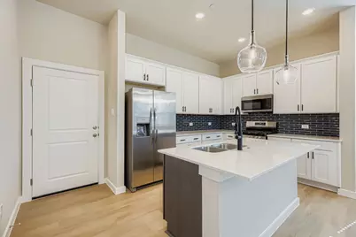 1204 Pebblebrook Drive, McKinney, TX 75071 - Photo 5