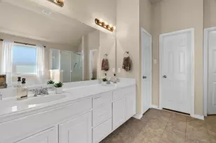 812 Sugar Hill Ave, Cleburne, TX 76033 - Photo 15