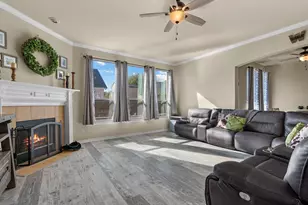 812 Sugar Hill Ave, Cleburne, TX 76033 - Photo 5